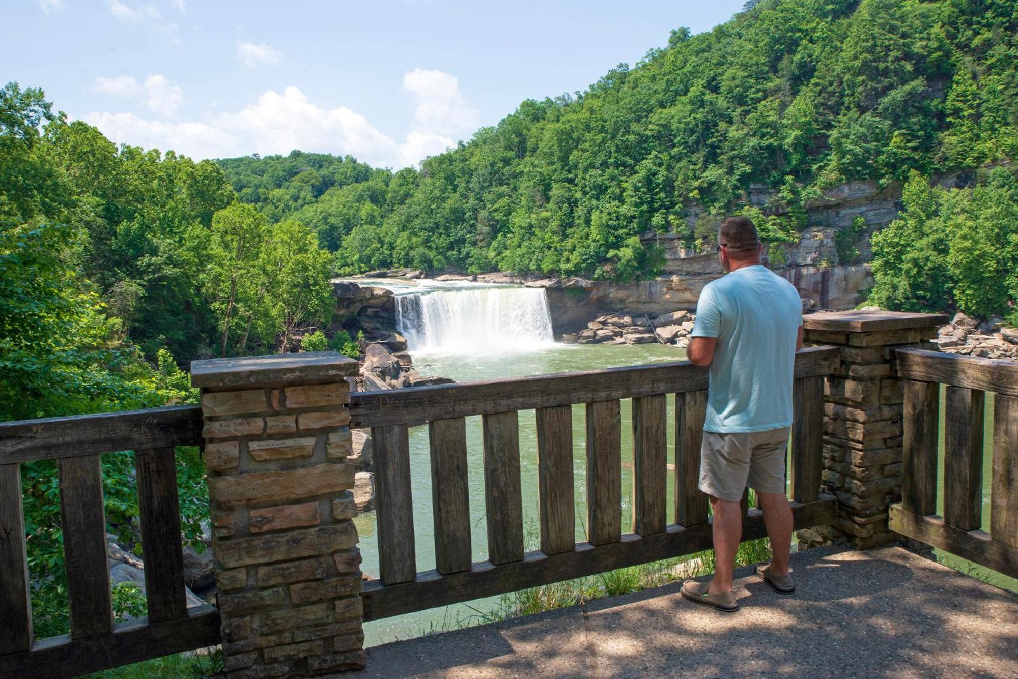 Cumberland Falls State Resort Park Honeybee Buitenkant foto